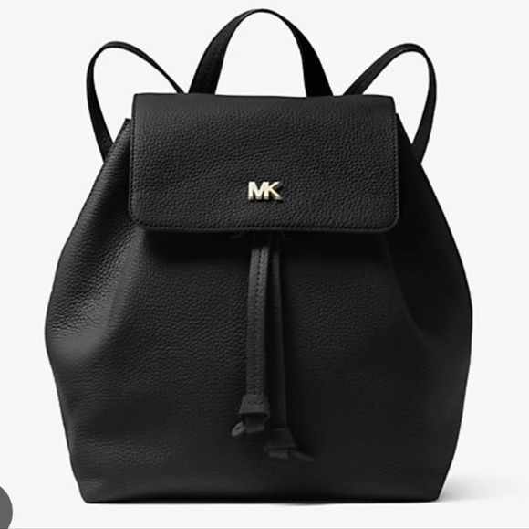 MICHAEL KORS JUNIE MEDIUM FLAP BACKPACK BLACK Pebbled Leather - Picture 1 of 10